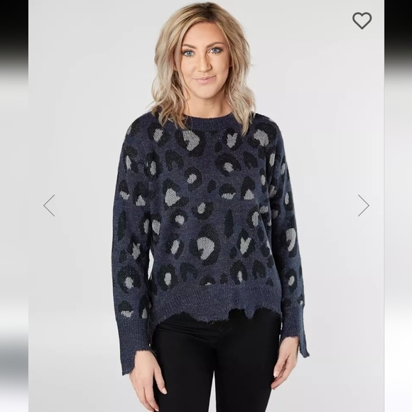 Buckle Free Generation Women's Blue Leopard Print Sweater Size Medium - Picture 3 of 12